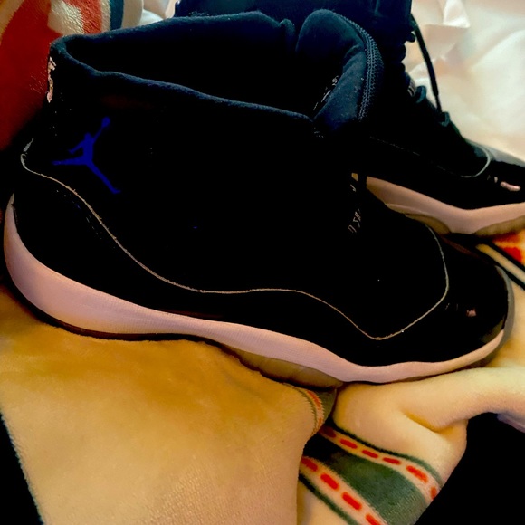 Jordan Other - Size 7y 2016 space jams excellent condition